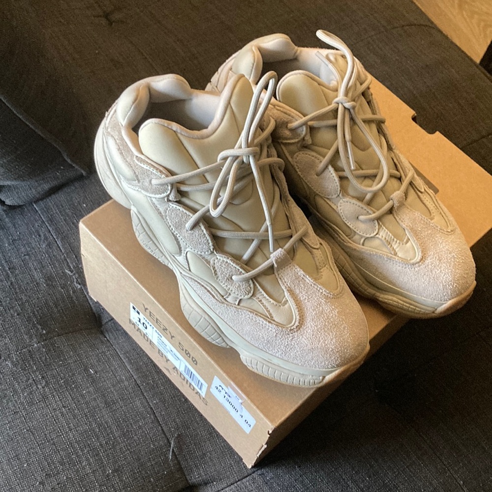 Yeezy 500 mens size 10